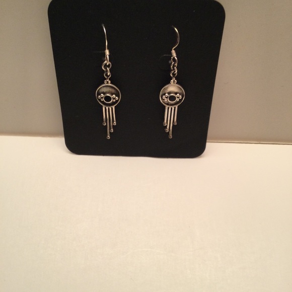 Sterling Silver (925) And Onyx Earrings - Picture 2 of 2
